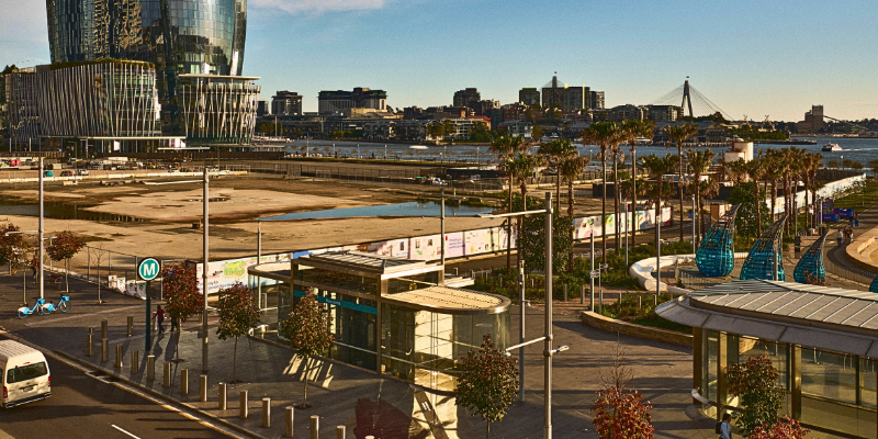 Grand Format vinyl hoarding barangaroo