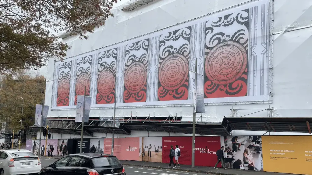 Auckland Art Gallery Building Wrap-image 3